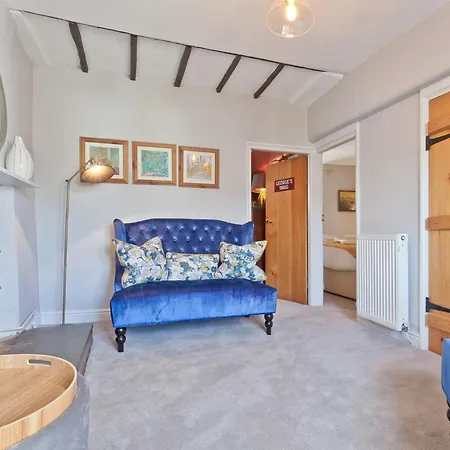 2 Bed In 78606 Хоуксхед